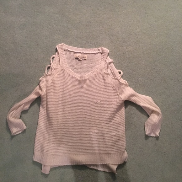 Vintage Havana Sweaters - FINAL PRICE Vintage Havana white arm cutout top!